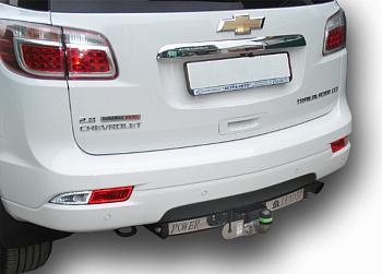 Фаркоп для CHEVROLET Trailblazer GM800 2012-... с нержавеющей пластиной