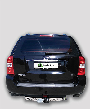 Фаркоп ТСУ для KIA CARNIVAL III (VQ) 2006-2014 г.в. (C НЕРЖ. ПЛАСТИНОЙ)